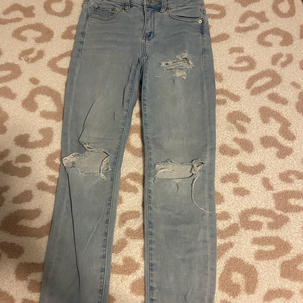 American Eagle Outfitters Distressed Blue Jeans